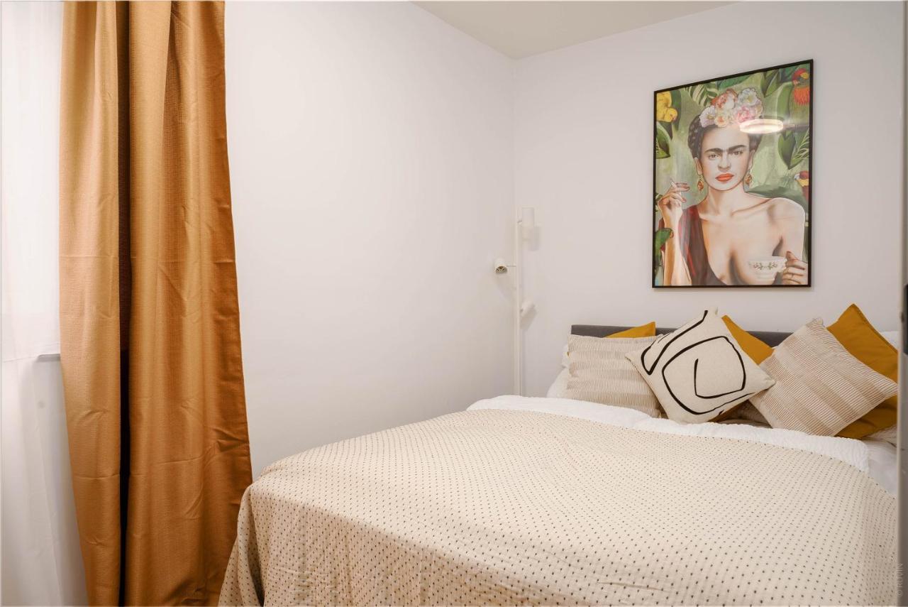 King Bed Home, Next To Akh Michelbeuern Vienna Exterior photo